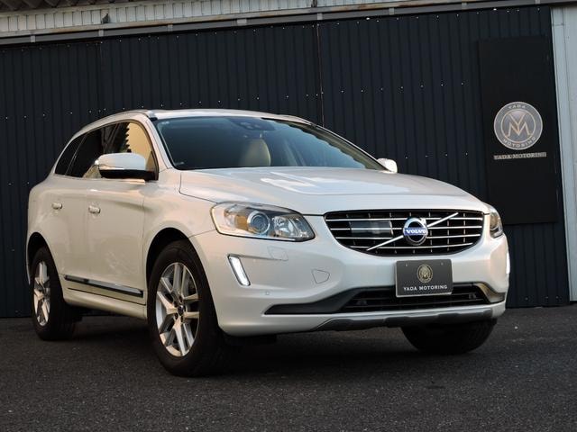Volvo XC60 2016 — фото автомобиля