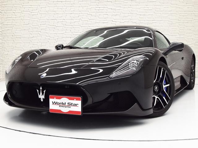 Maserati MC20 2022 — фото автомобиля