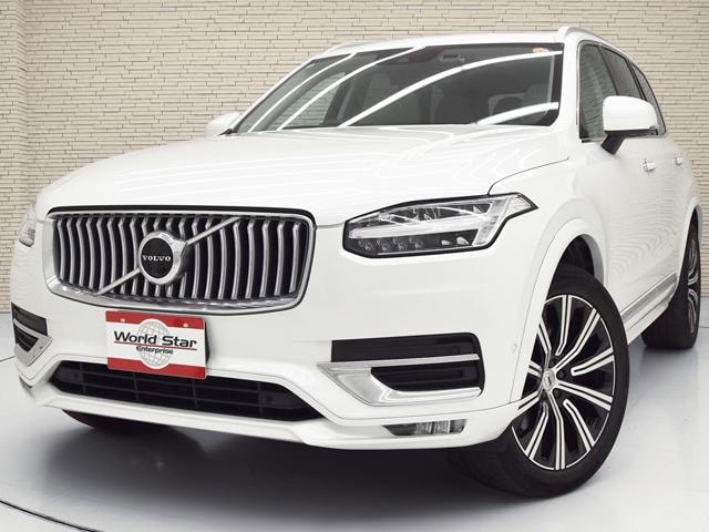 Volvo XC90 2022 — фото автомобиля 1