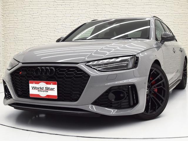 Audi RS4 AVANT 2023 — фото автомобиля