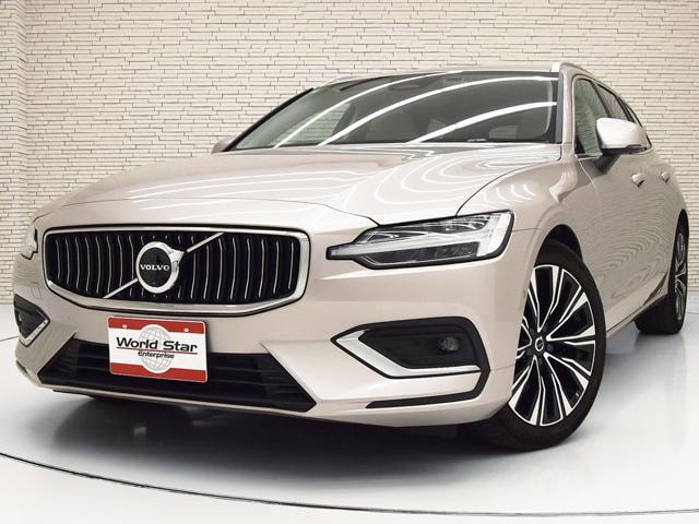 Volvo V60 2025 — фото автомобиля