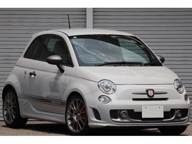Abarth 595 2016 — фото автомобиля 1