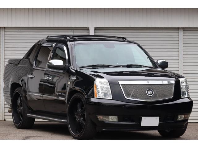 Cadillac ESCALADE EXT  — фото автомобиля