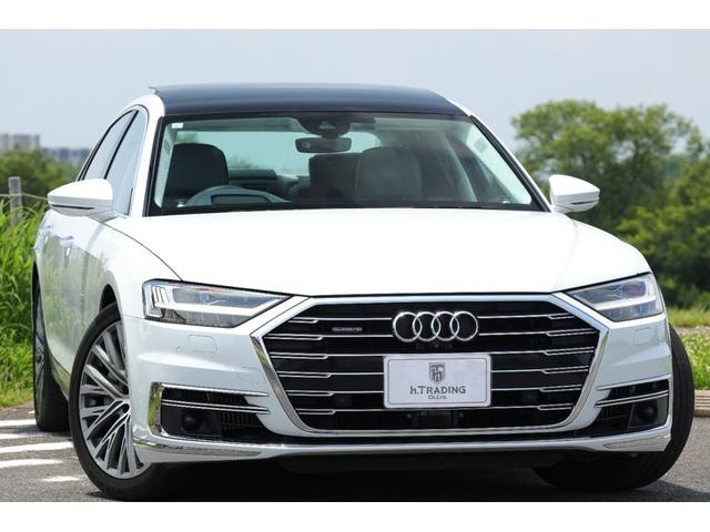 Audi A8 2019 — фото автомобиля 1