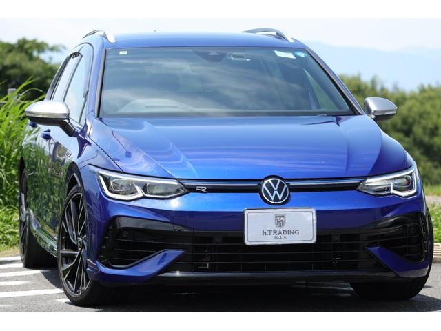 Volkswagen GOLF R VARIANT 2023 — фото автомобиля