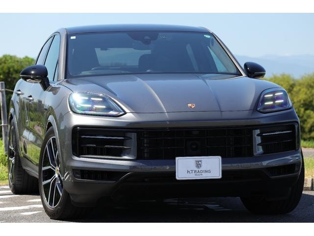 Porsche CAYENNE COUPE 2023 — фото автомобиля