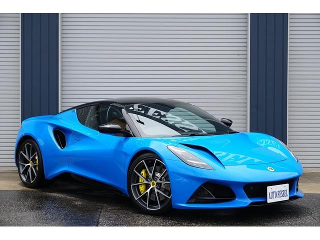 Lotus EMIRA 2024 — фото автомобиля
