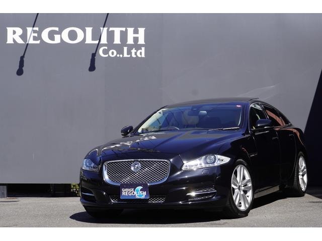 Jaguar XJ 2012 — фото автомобиля 1