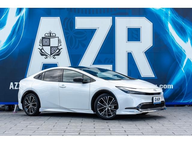 Toyota PRIUS 2023 — фото автомобиля 1