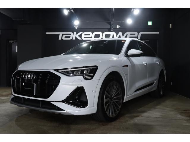 Audi E-TRON SPORTBACK 2022 — фото автомобиля