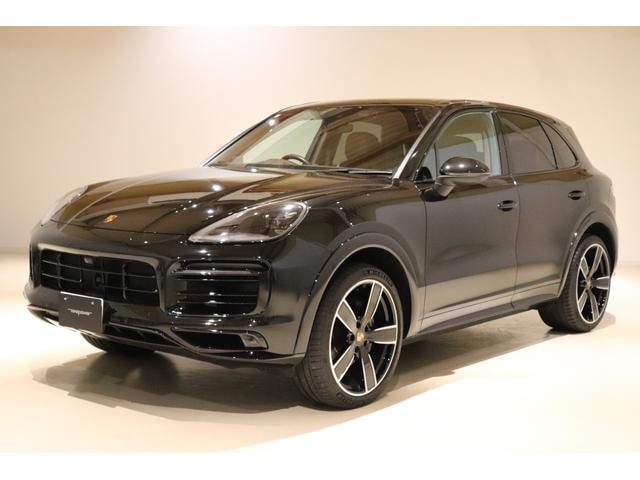 Porsche CAYENNE 2022 — фото автомобиля