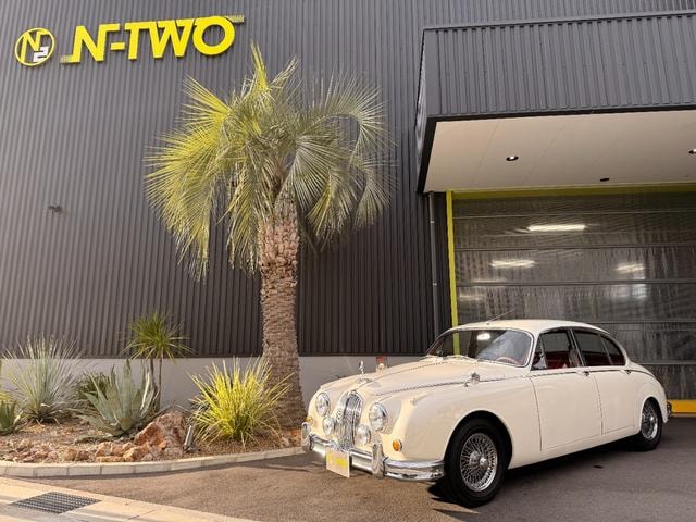 Jaguar MARK2 1961 — фото автомобиля