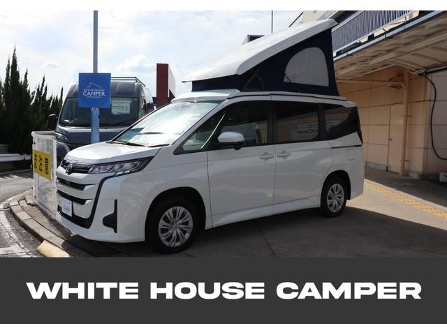 Toyota NOAH 2022 — фото автомобиля 1