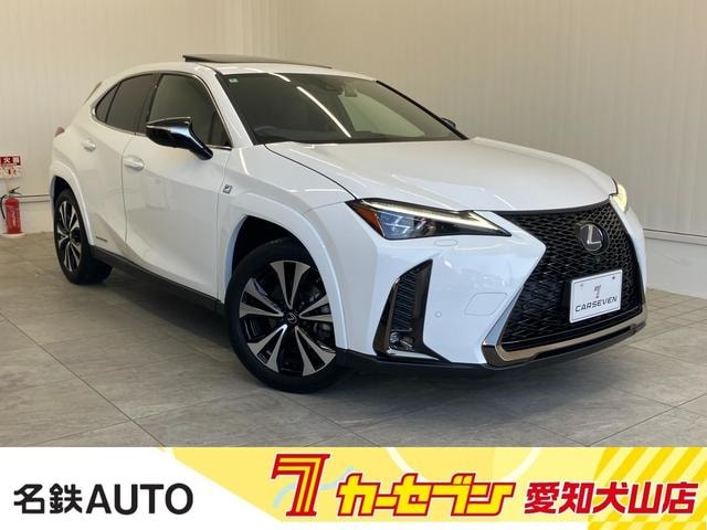 Lexus UX 2022 — фото автомобиля 1