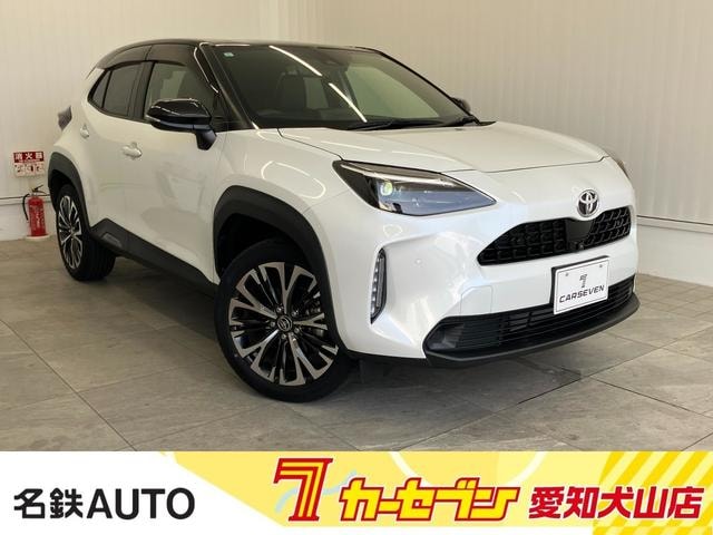 Toyota YARIS CROSS 2023 — фото автомобиля