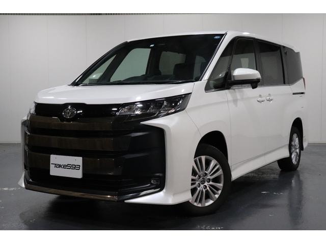 Toyota NOAH 2023 — фото автомобиля 1