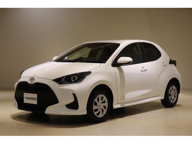 Toyota YARIS 2025 — фото автомобиля