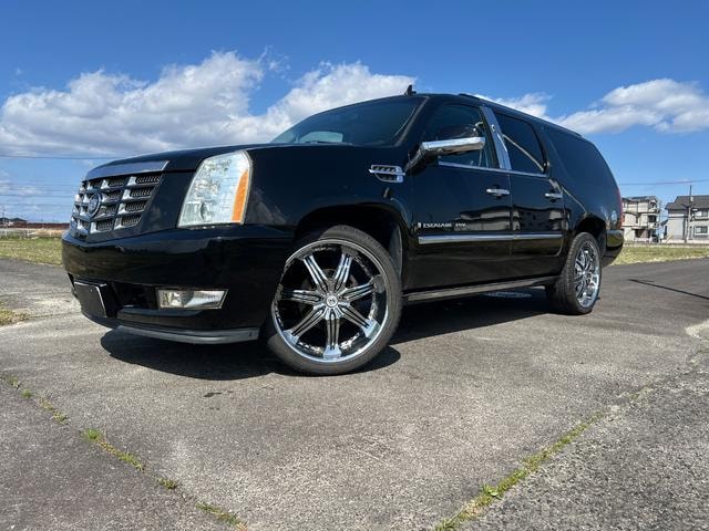 Cadillac ESCALADE 2007 — фото автомобиля 1