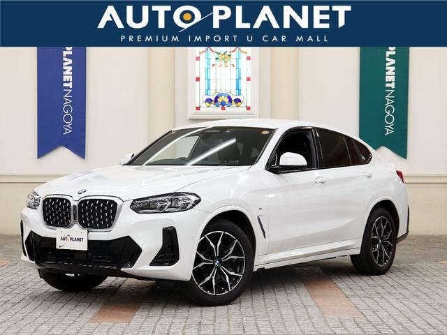 Bmw X4 2022 — фото автомобиля 1