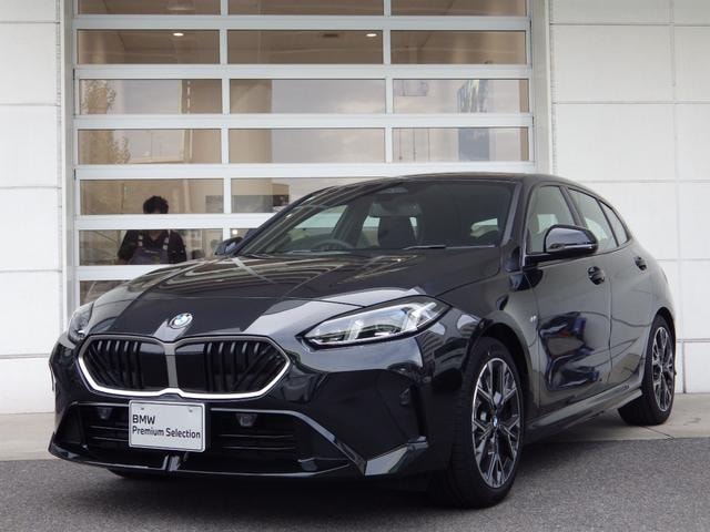 Bmw 1 SERIES 2025 — фото автомобиля 1
