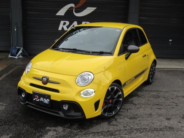 Abarth 595 2017 — фото автомобиля 1