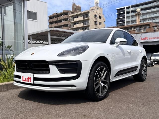 Porsche MACAN 2026 — фото автомобиля