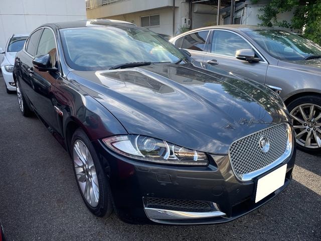 Jaguar XF 2013 — фото автомобиля