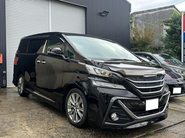 Toyota VELLFIRE 2017 — фото автомобиля 1