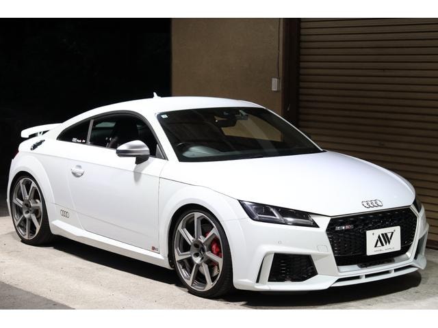 Audi TT RS COUPE 2017 — фото автомобиля