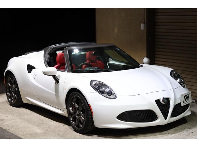 Alfa Romeo 4C SPIDER 2018 — фото автомобиля