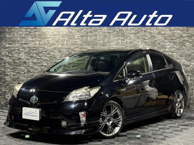 Toyota PRIUS 2014 — фото автомобиля 1