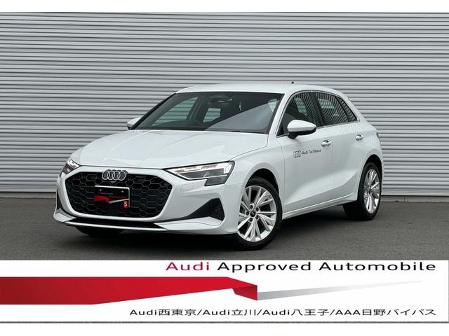 Audi A3 2026 — фото автомобиля 1