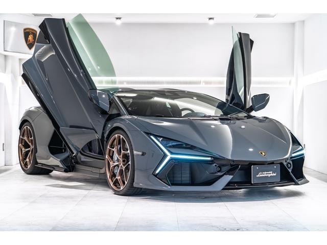 Lamborghini REVUELTO 2025 — фото автомобиля