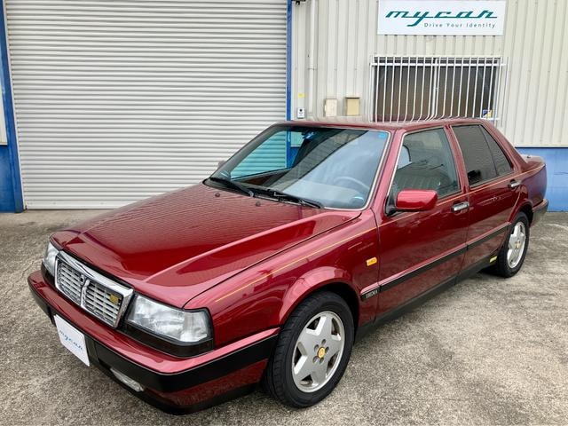 Lancia THEMA 1990 — фото автомобиля