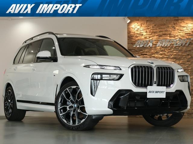 Bmw X7 2023 — фото автомобиля 1