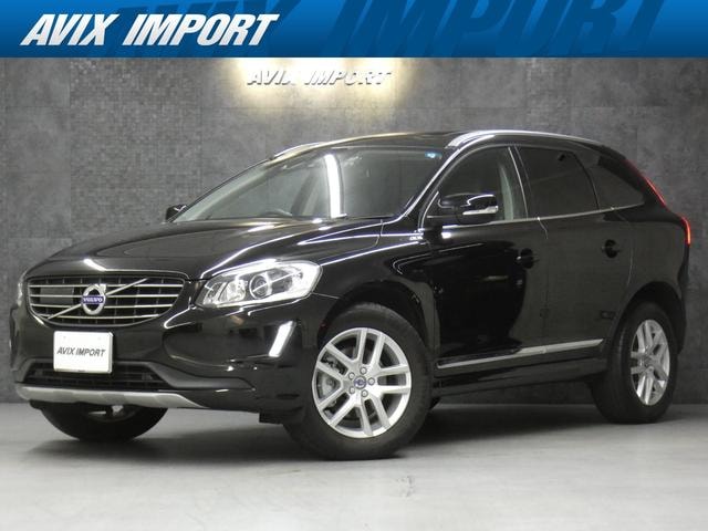 Volvo XC60 2017 — фото автомобиля