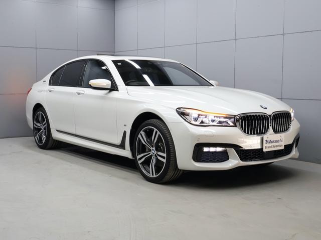 Bmw 7 SERIES 2016 — фото автомобиля 1