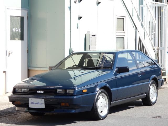 Isuzu PIAZZA 1986 — фото автомобиля 1