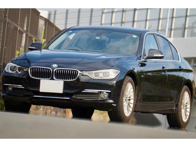 Bmw 3 SERIES 2013 — фото автомобиля 1