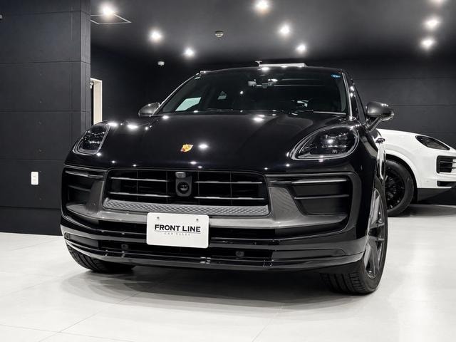 Porsche MACAN 2026 — фото автомобиля