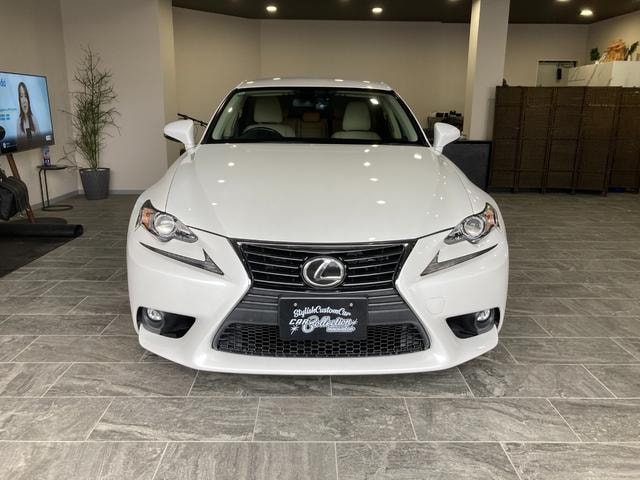 Lexus IS 2014 — фото автомобиля 1