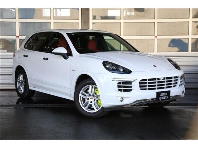 Porsche CAYENNE 2016 — фото автомобиля 1