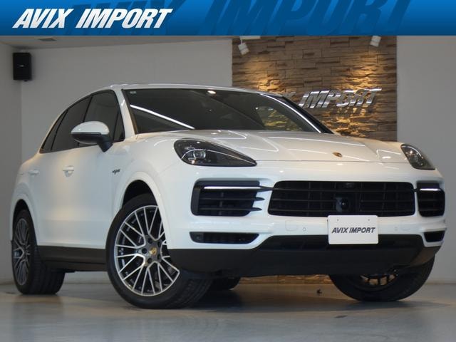 Porsche CAYENNE 2020 — фото автомобиля