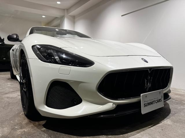 Maserati GRANCABRIO 2018 — фото автомобиля