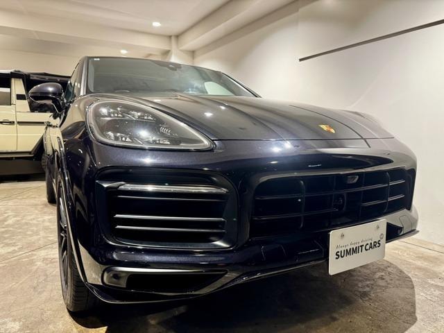 Porsche CAYENNE COUPE 2022 — фото автомобиля