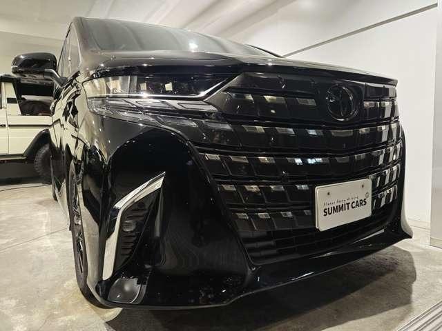 Toyota ALPHARD HYBRID 2023 — фото автомобиля
