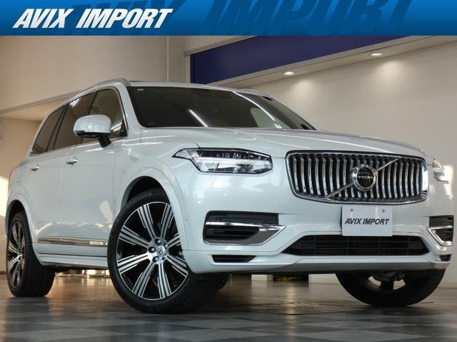 Volvo XC90 2021 — фото автомобиля