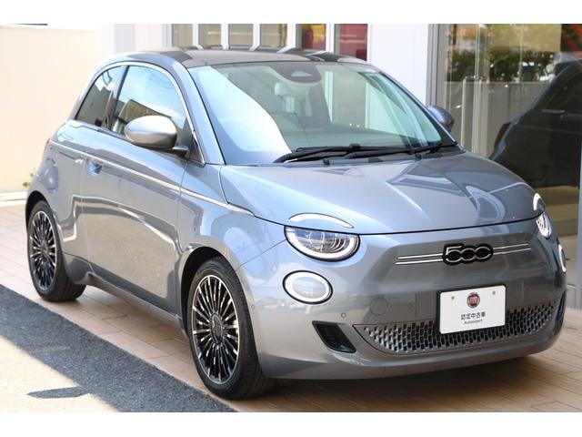 Fiat 500e 2024 — фото автомобиля 1