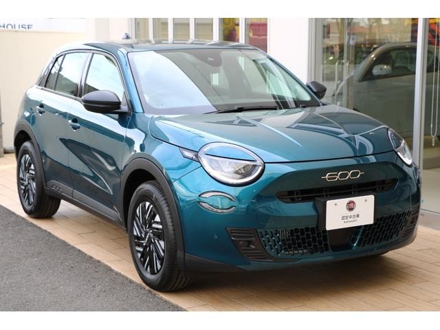 Fiat 600 HYBRID 2025 — фото автомобиля