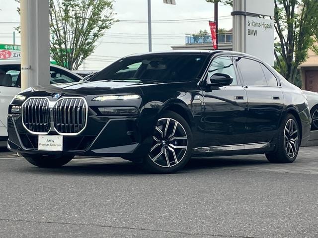 Bmw i7 2025 — фото автомобиля